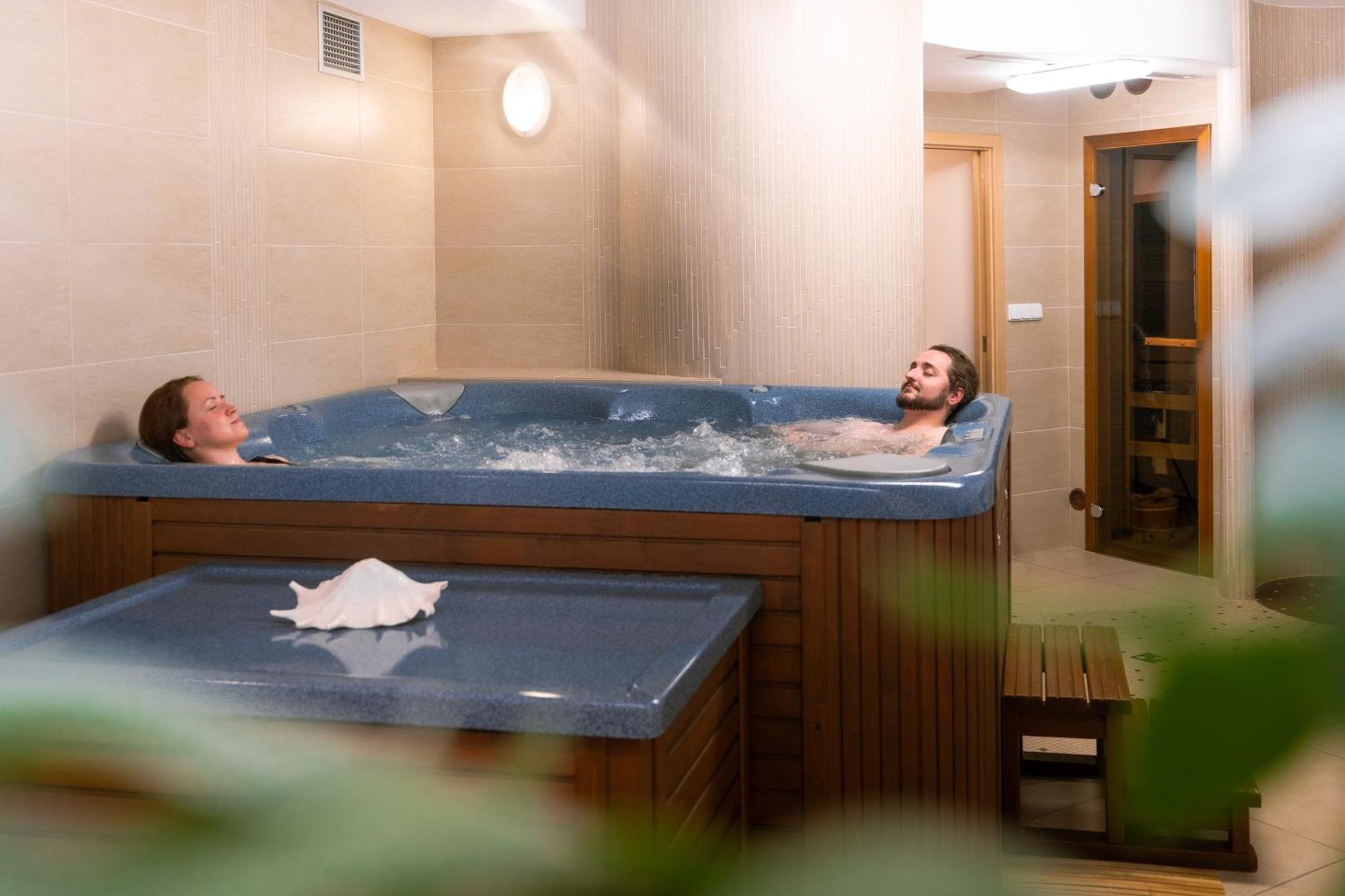 Žirovnice Hotel Artaban מראה חיצוני תמונה