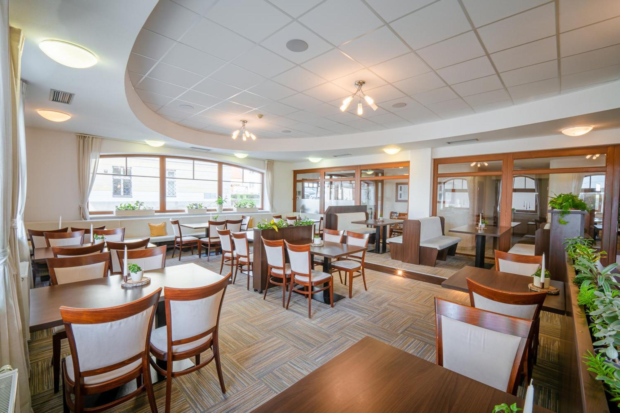 Žirovnice Hotel Artaban מראה חיצוני תמונה